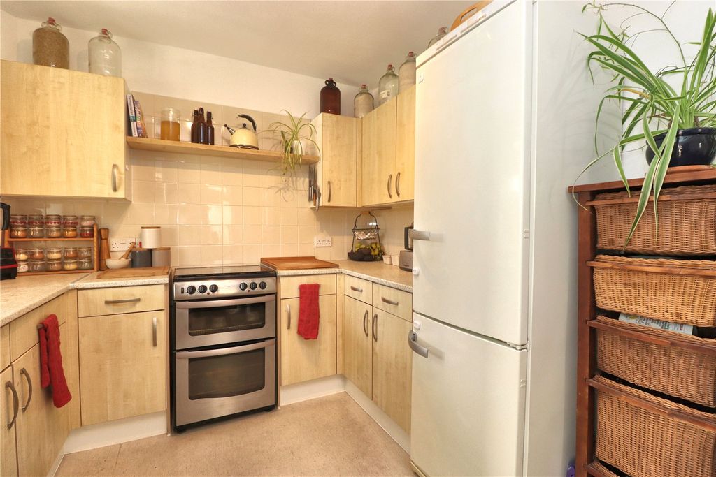 Property photo 3 of 20 Picture No. 05