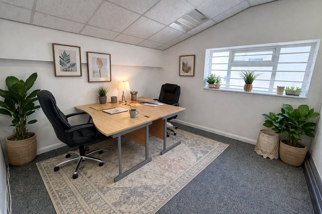 Property photo 2 of 9