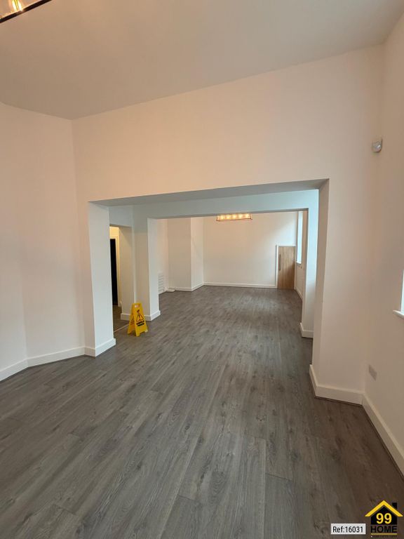 Property photo 1 of 29 Photo 0