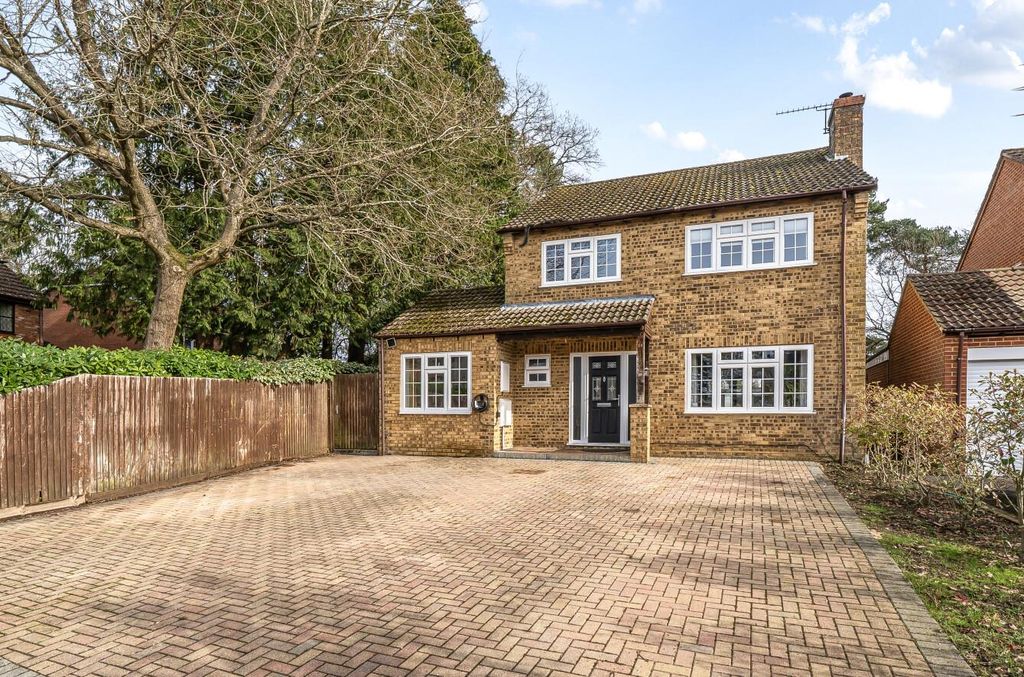 Property photo 1 of 21