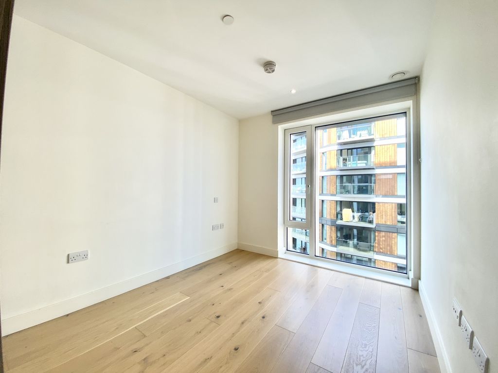 Property photo 3 of 11 Gallery