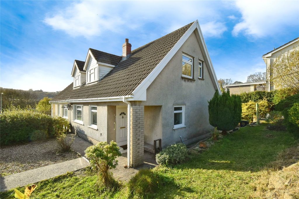 Property photo 1 of 16 Picture No. 12