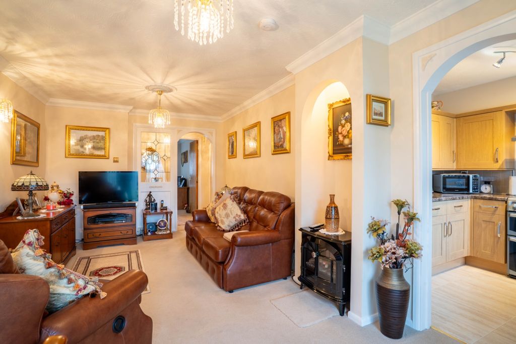 Property photo 2 of 10 4812833