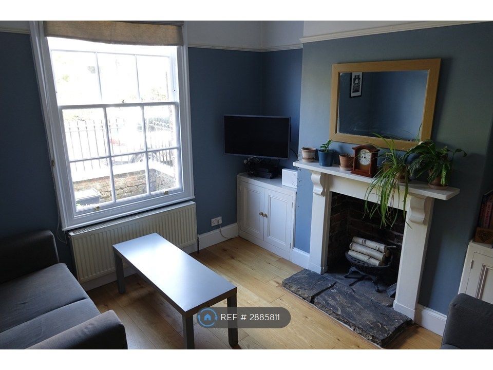 Property photo 3 of 9