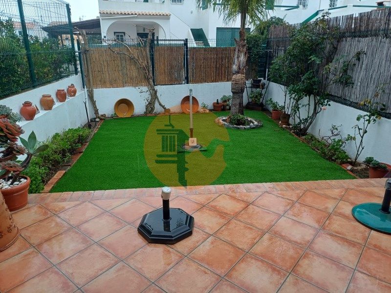 Property photo 2 of 25