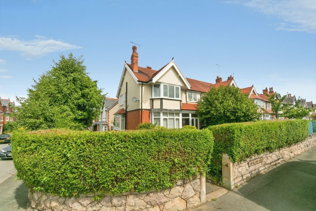 Property photo 1 of 20 Pbox-Img.Jpg