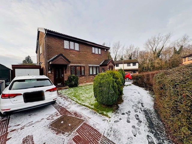 Property photo 1 of 12