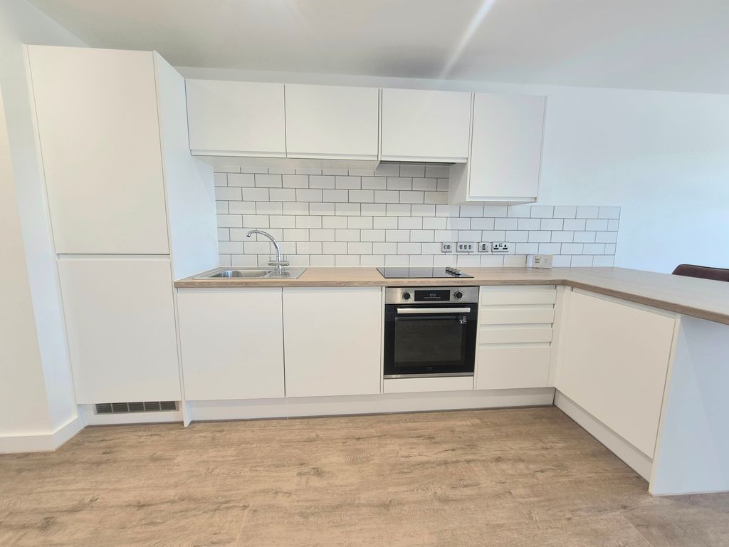 Property photo 3 of 10 Image