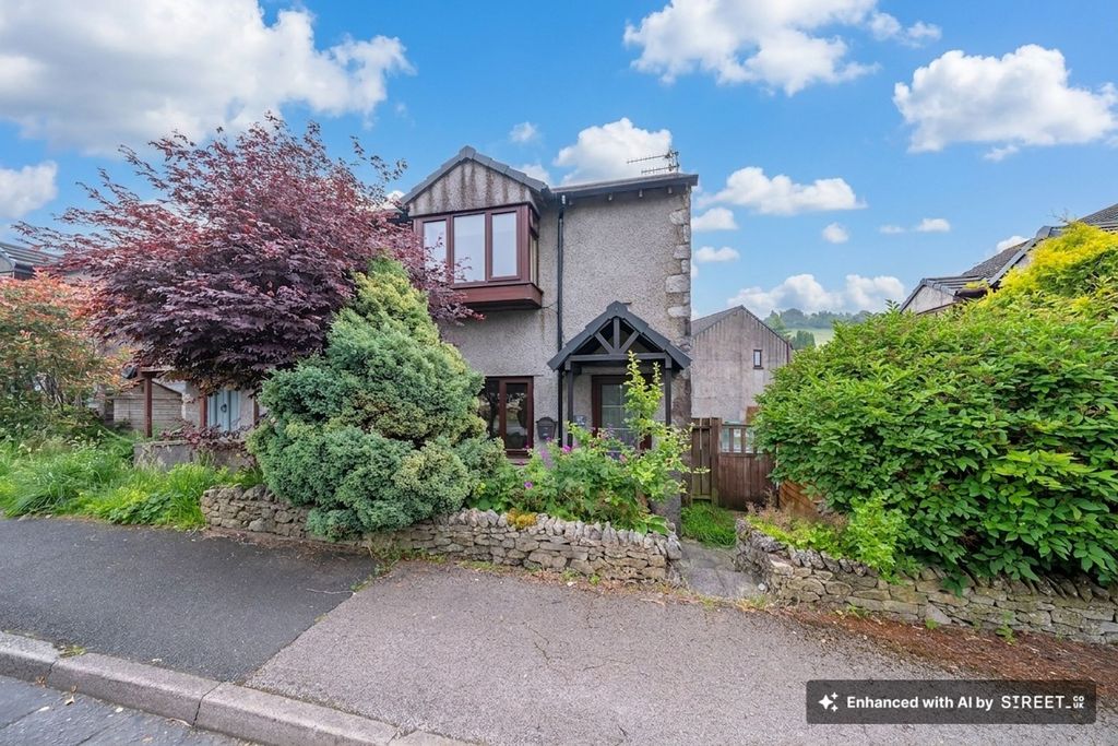 Property photo 1 of 25