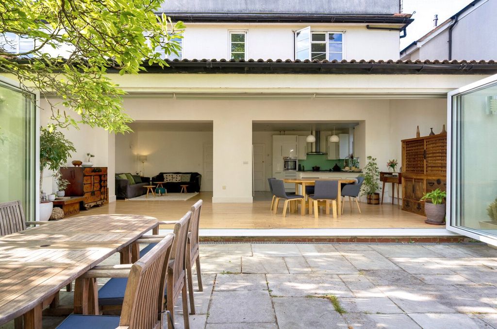 Property photo 3 of 18 Picture No. 49