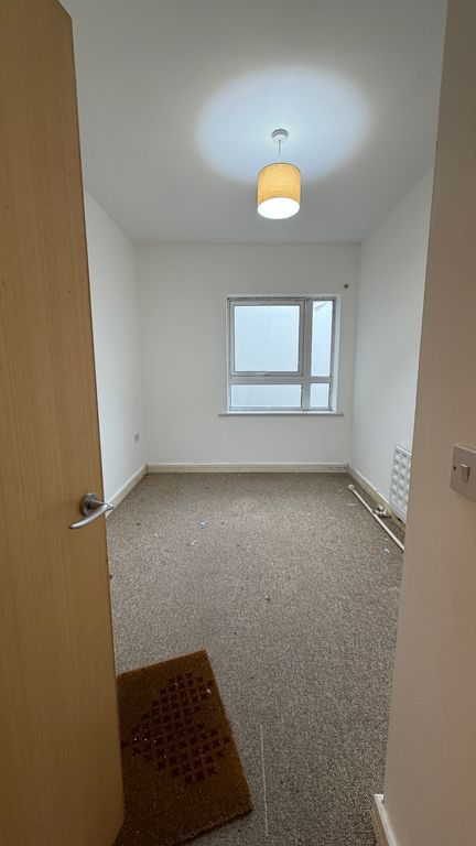 Property photo 3 of 4