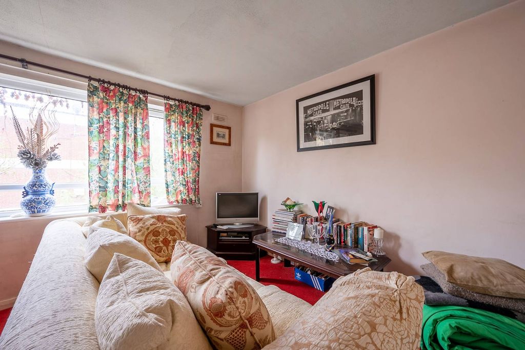 Property photo 2 of 2