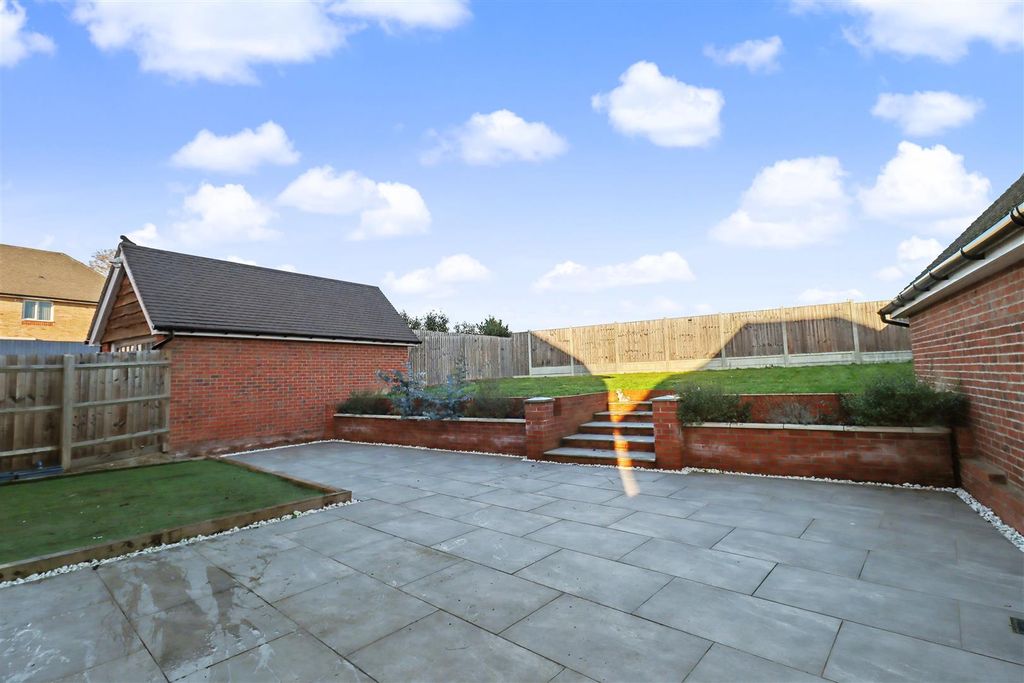 Additional image 36 of 5 bed detached house for saleHome Field Drive, Braintree CM7