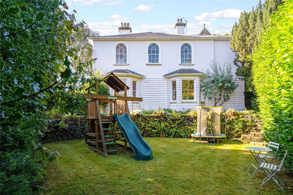 Property photo 3 of 33 Garden Elevation