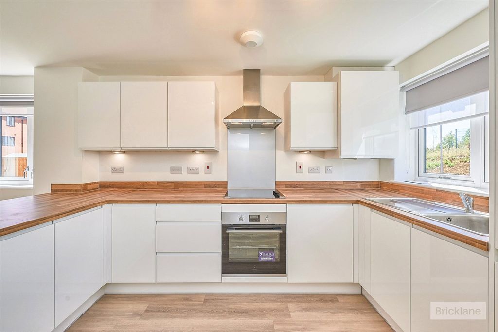 Property photo 3 of 14 Picture No. 19