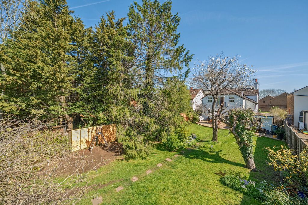 Property photo 2 of 19 1432272-5-69d6384...