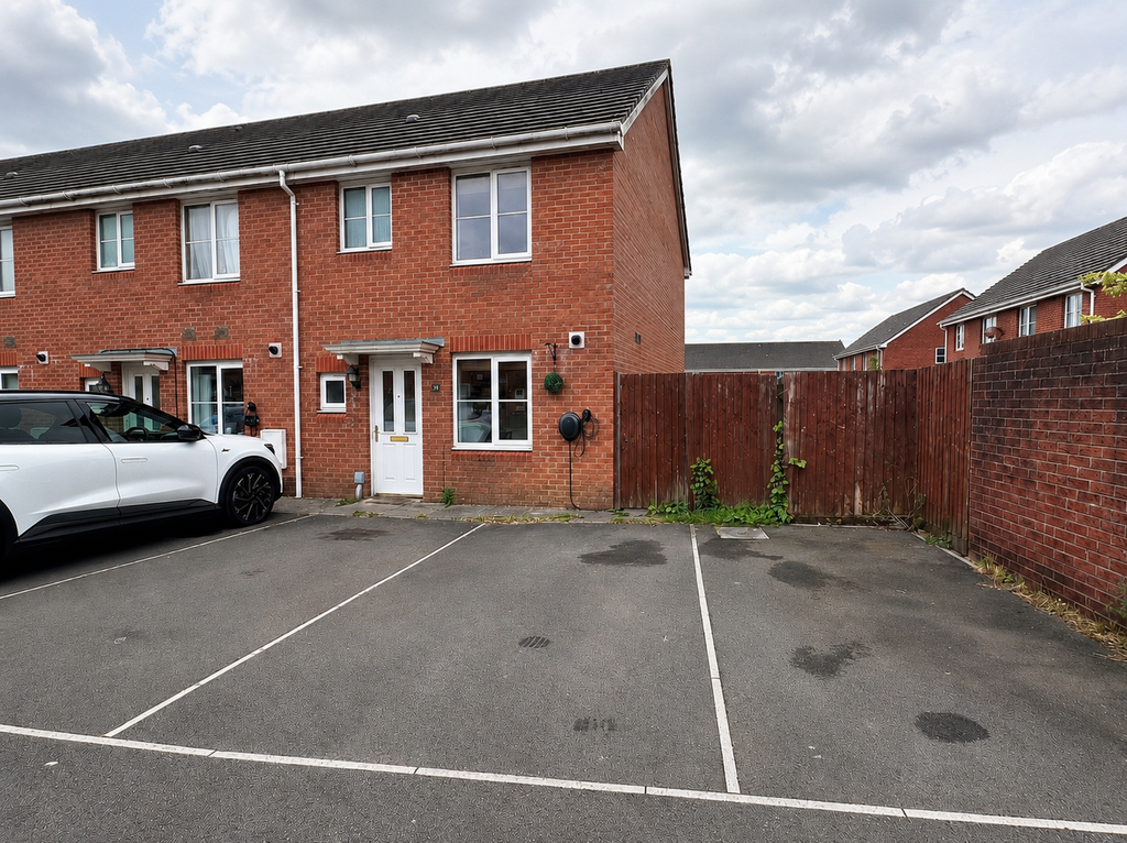 Property photo 2 of 17
