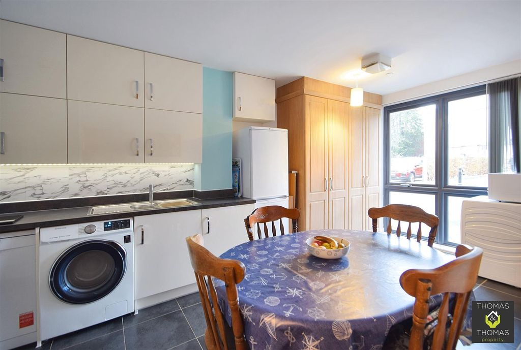 Property photo 3 of 16 Dsc_0001 (4).Jpg