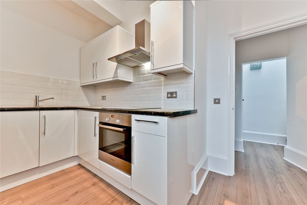 Property photo 2 of 8 Kitchen