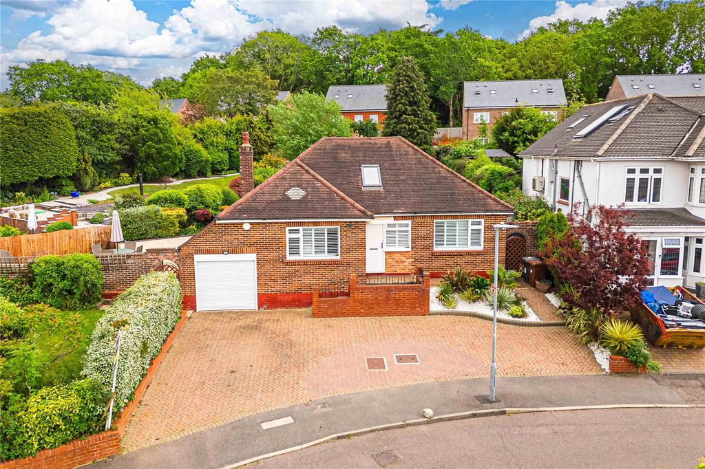 Property photo 1 of 43 Picture No. 52