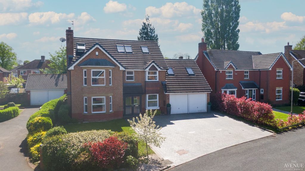 Property photo 1 of 40 4114481