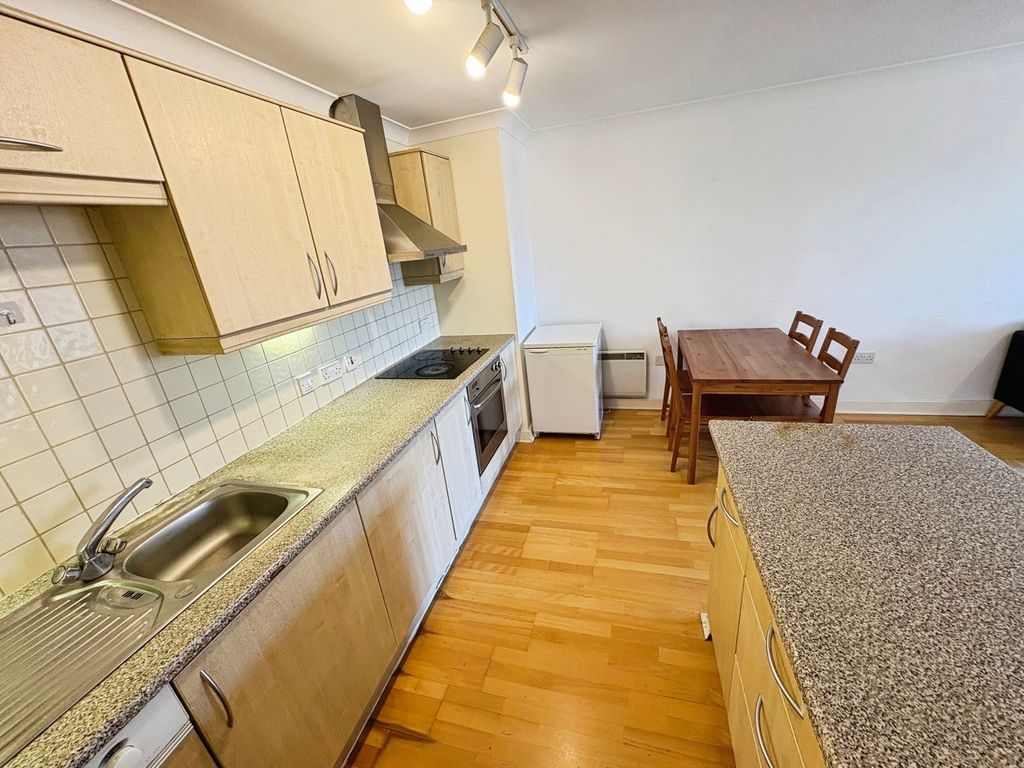 Property photo 3 of 17 Photograph