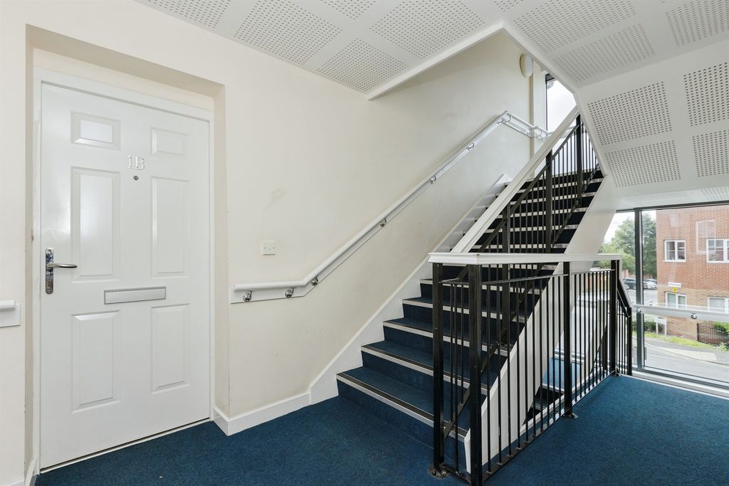 Property photo 2 of 14