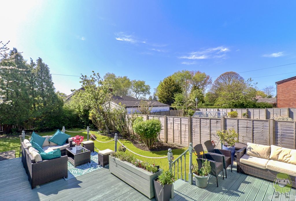 Property photo 3 of 19