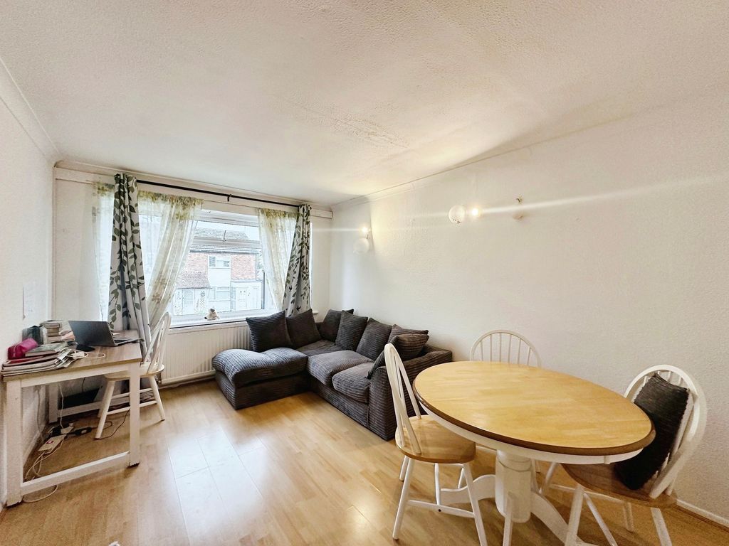 Property photo 2 of 9 Reception Room