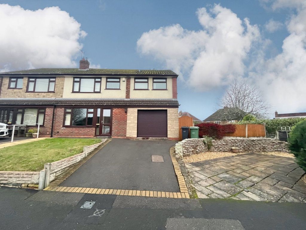 Property photo 1 of 21