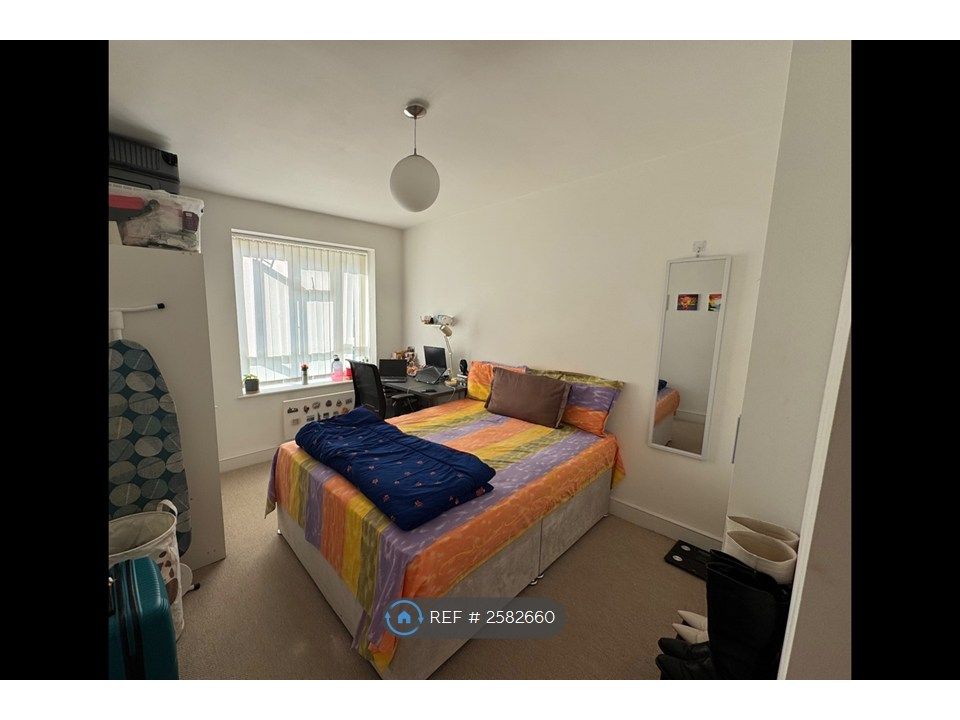 Property photo 2 of 6