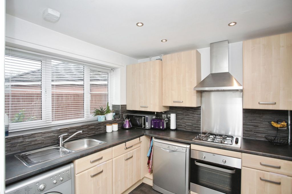 Property photo 2 of 23 Pbox-Img.Jpg