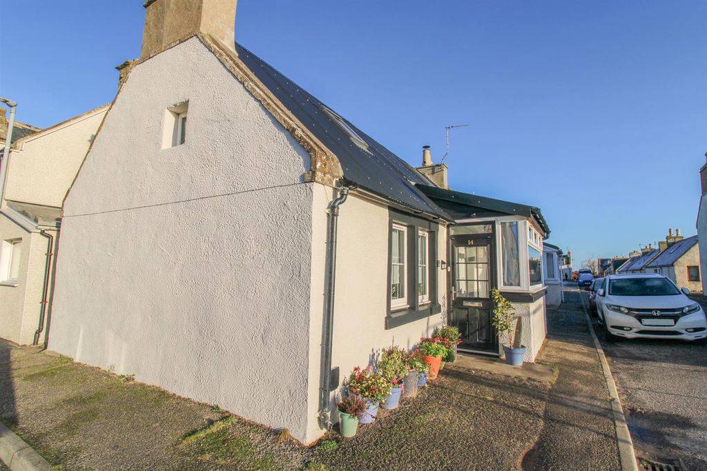 Property photo 2 of 20 Front (2).Jpg