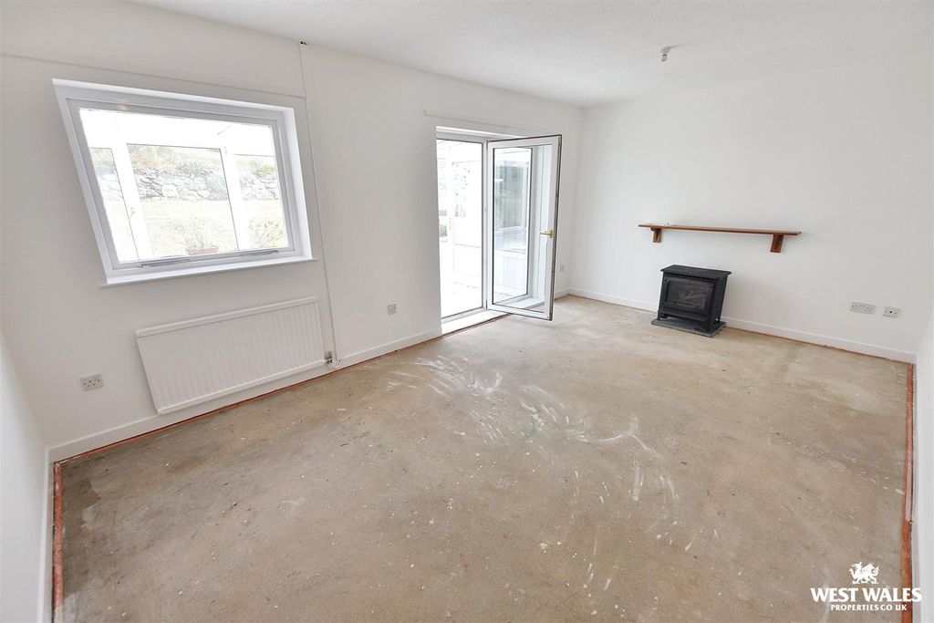 Property photo 2 of 19 5 (51).Jpg