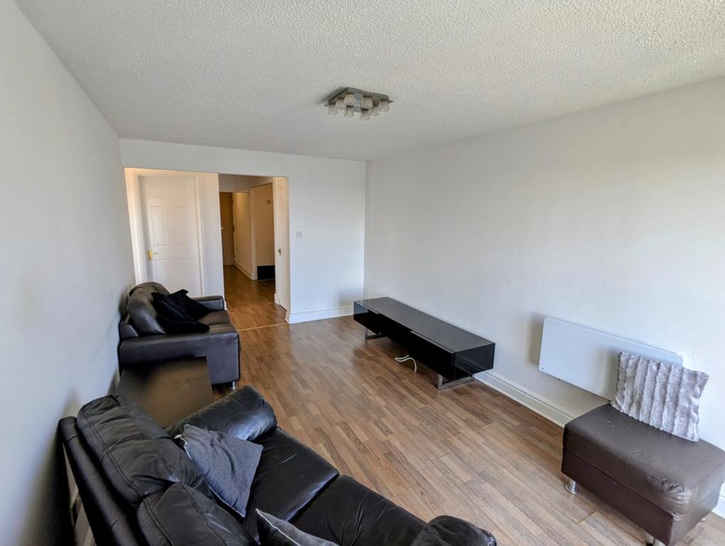 Property photo 3 of 13 Front Description 2