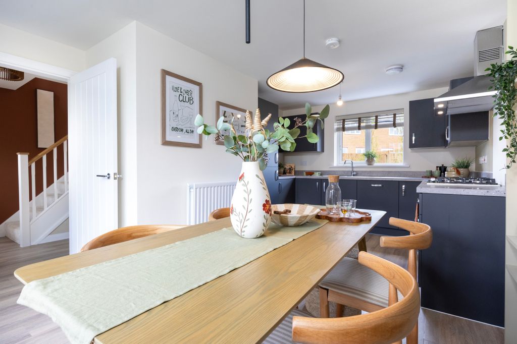 Property photo 1 of 6 Bh-Vmcw-Spruce-Ktd (3)