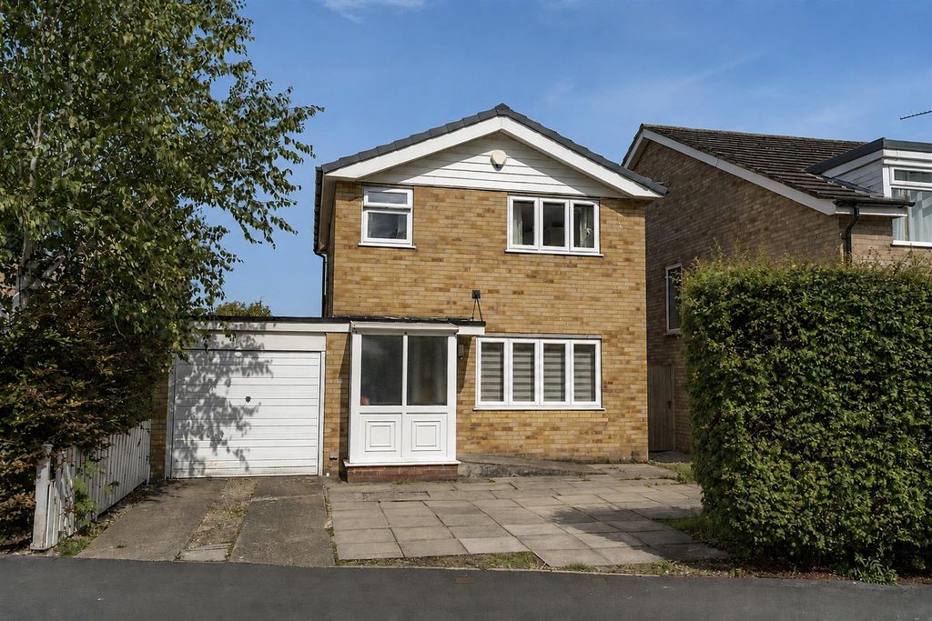 Property photo 1 of 11 External