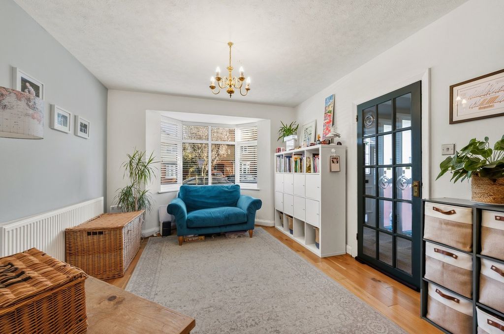 Property photo 2 of 13