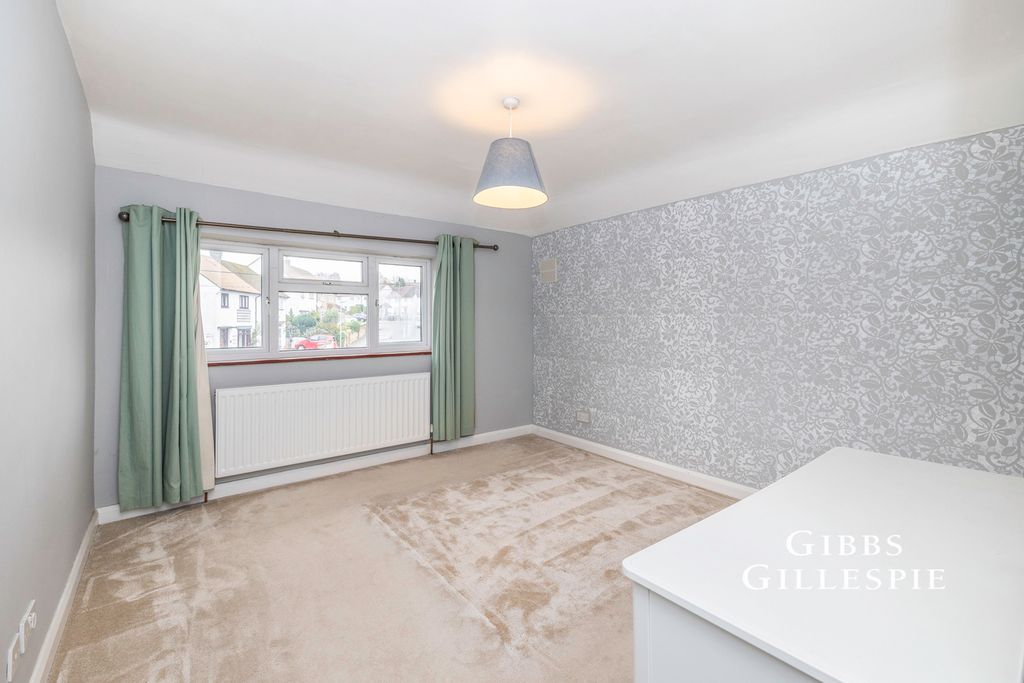 Property photo 3 of 10 Photo