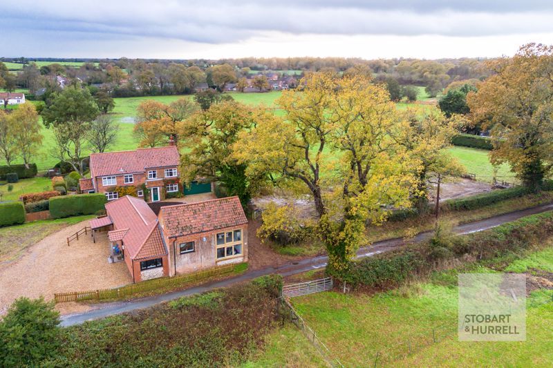 Property photo 2 of 33 Aerial