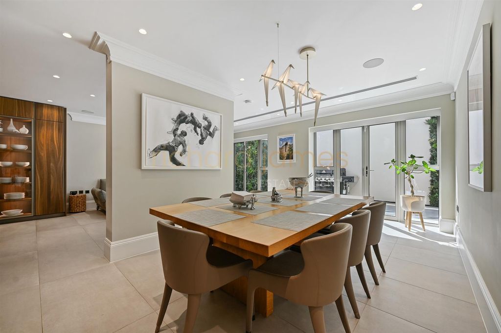 Additional image 7 of 3 bed flat to rentElizabeth Grove, Bushey Heath WD23