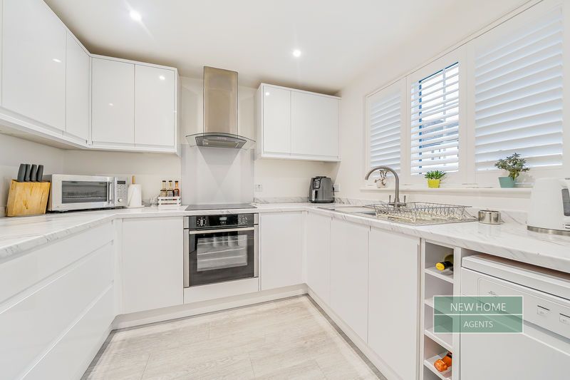 Property photo 2 of 14 Photo 1