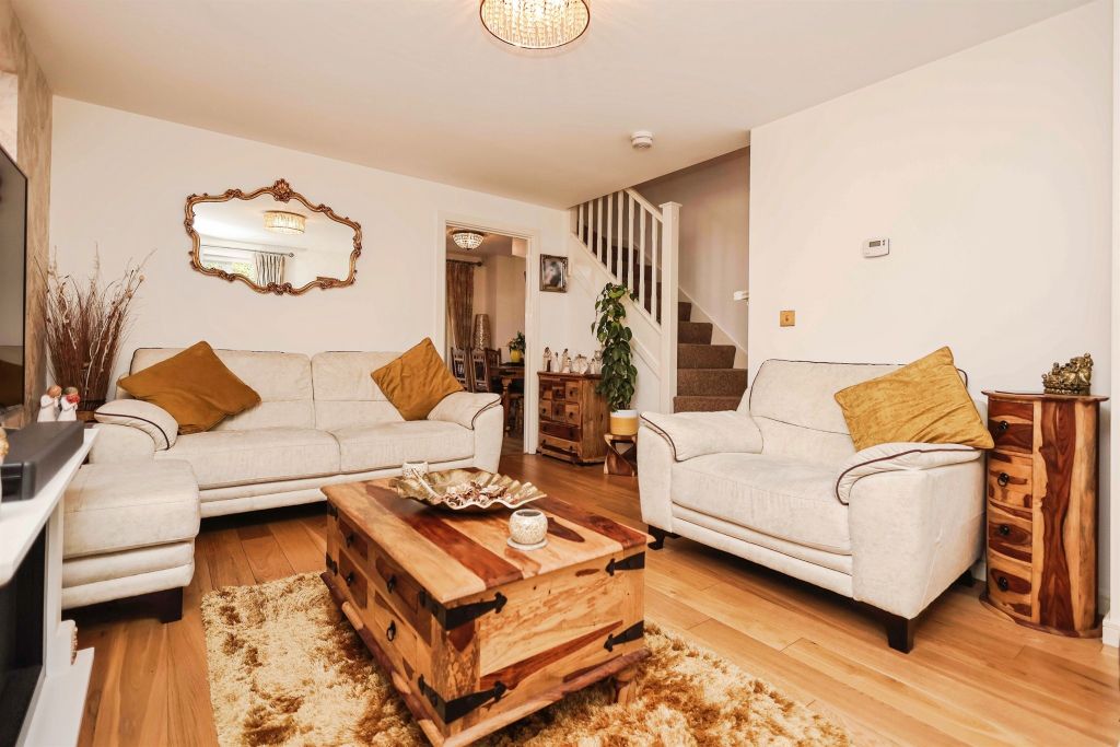 Property photo 2 of 17