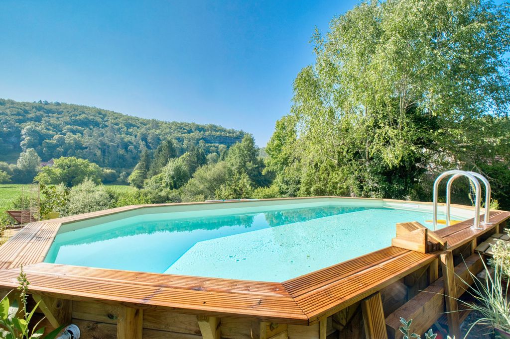 Property photo 3 of 24