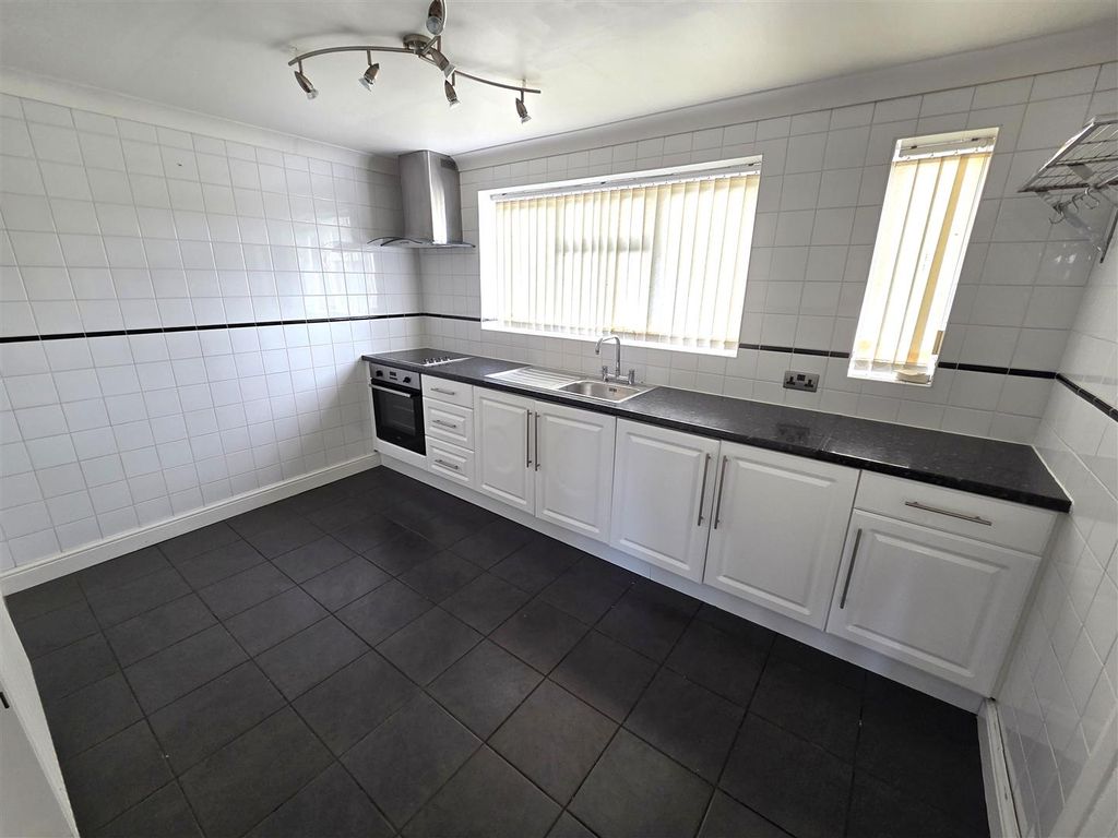 Property photo 2 of 12 20260209_141613.Jpg