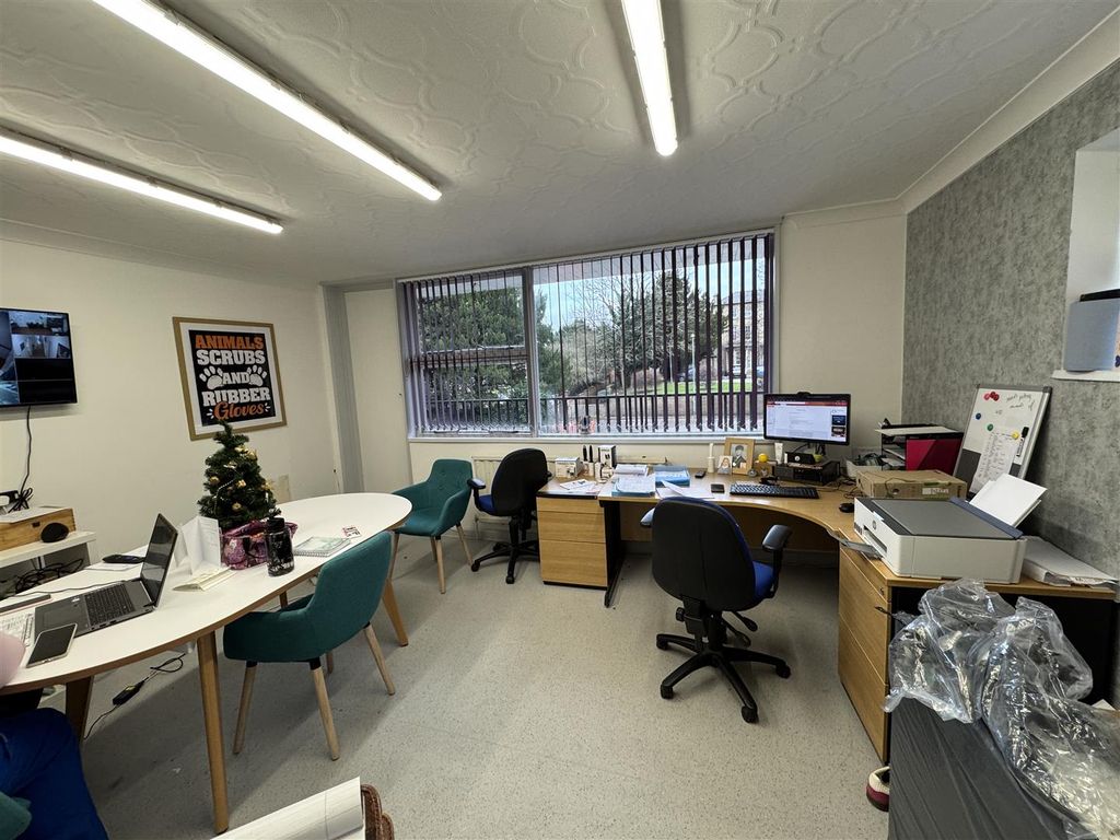 Property photo 3 of 12 Aa.Jpg