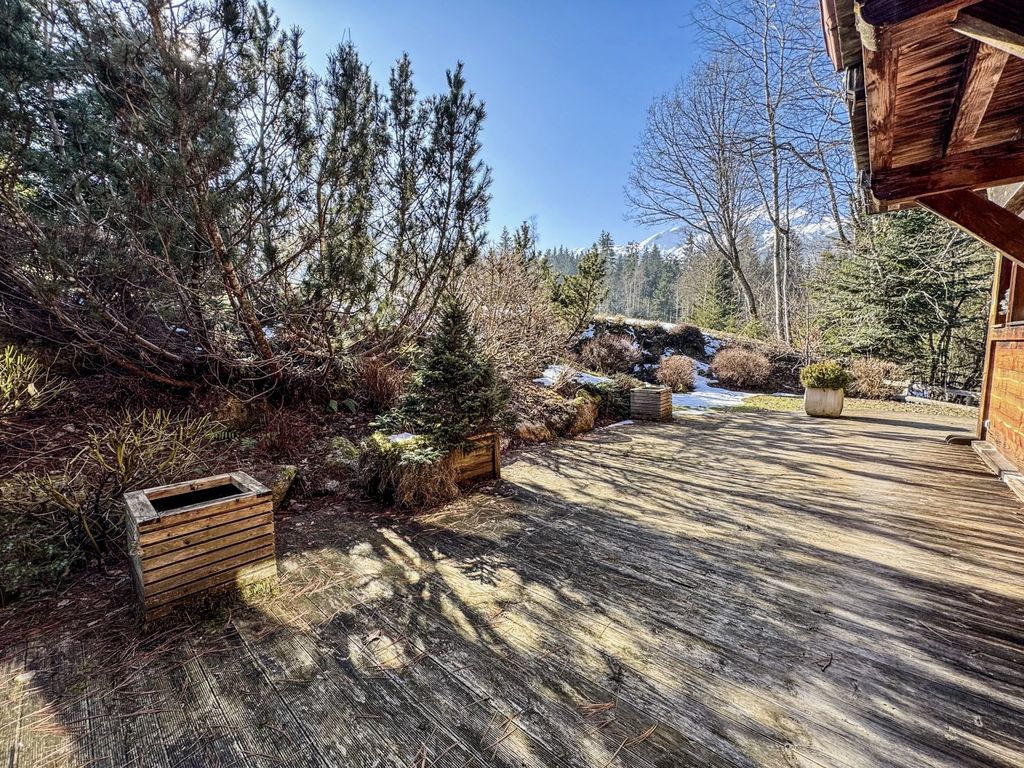 Property photo 3 of 42
