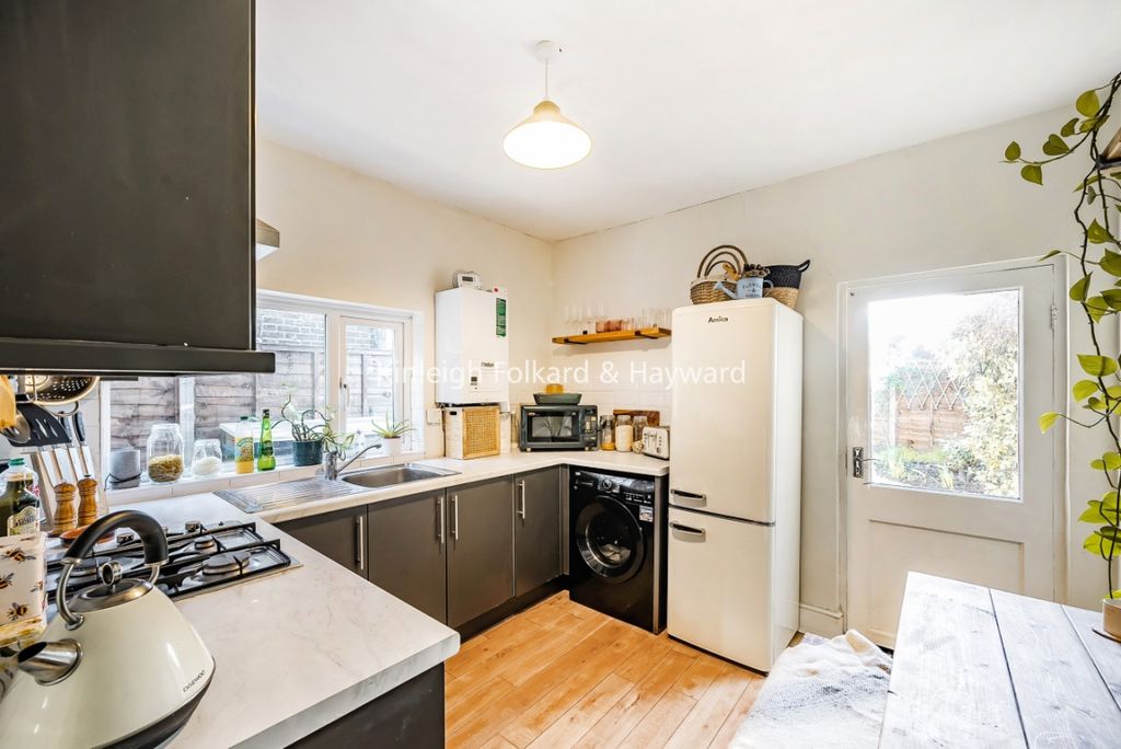 Property photo 3 of 7 A9cc179E-31B1-4c76-B