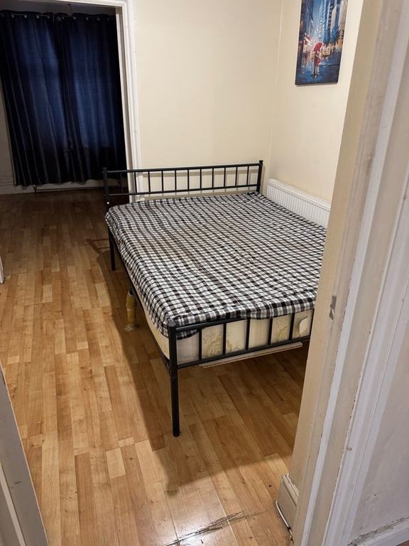 Property photo 1 of 4