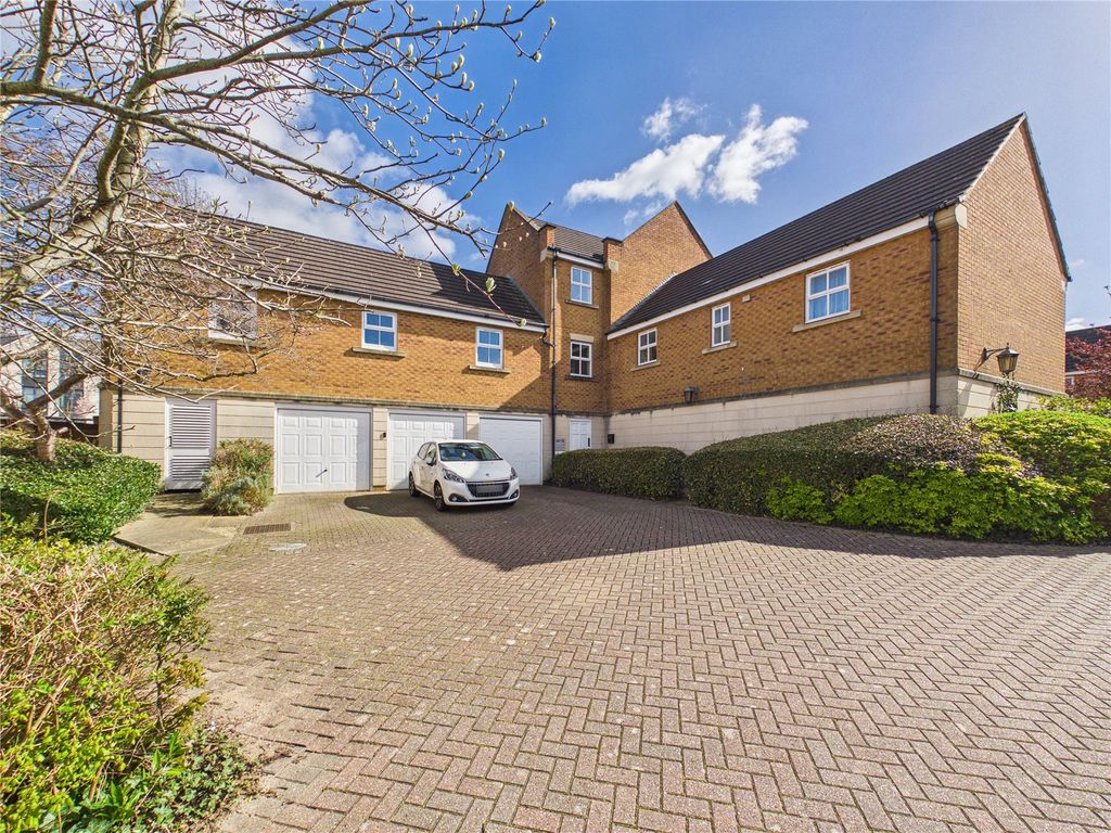 Property photo 1 of 17 Picture No. 18